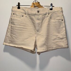 Super High-Rise Relaxed Shorts
